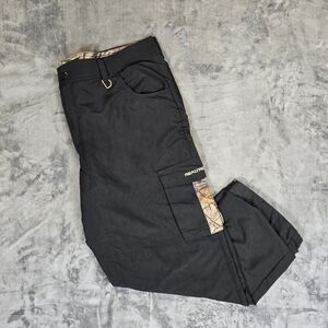 Realtree Black Cargo Pants Camo Camouflage Accents Size XL